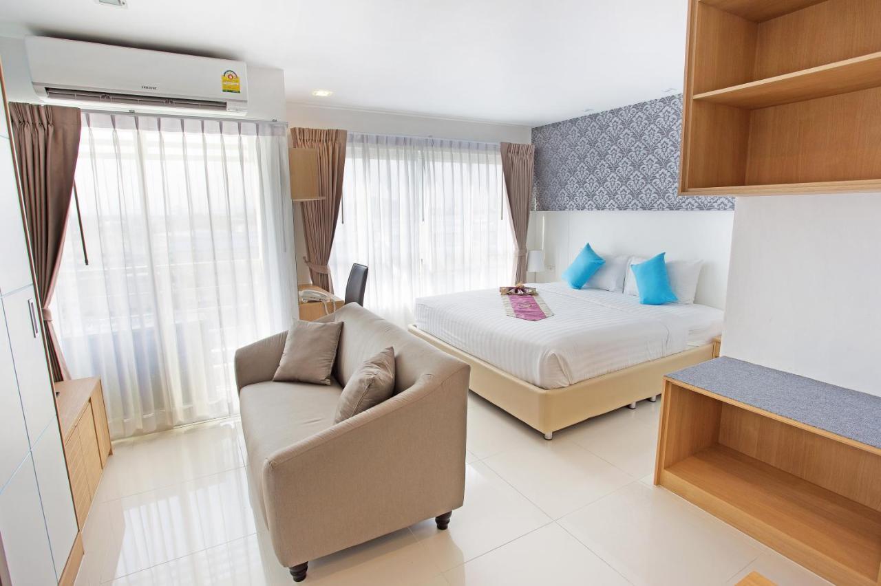 C-House & Residence Hotel Amata City Pluak Daeng Bagian luar foto