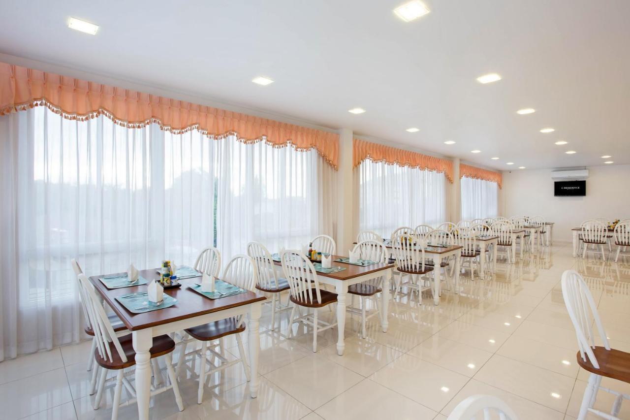 C-House & Residence Hotel Amata City Pluak Daeng Bagian luar foto